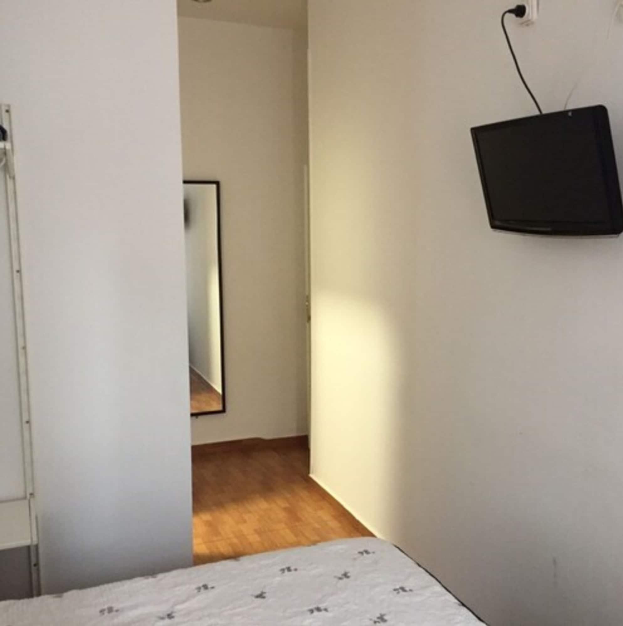 Hostal Oliver Madrid Exterior photo