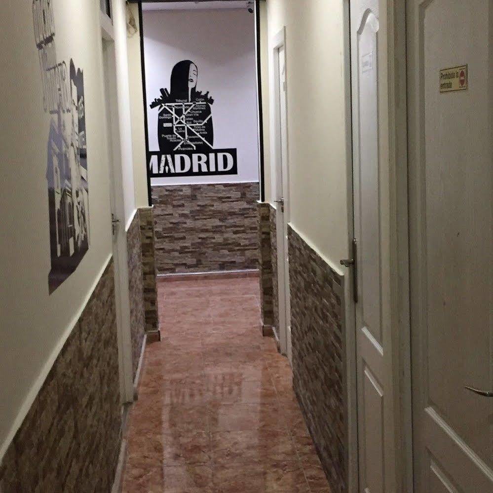 Hostal Oliver Madrid Exterior photo